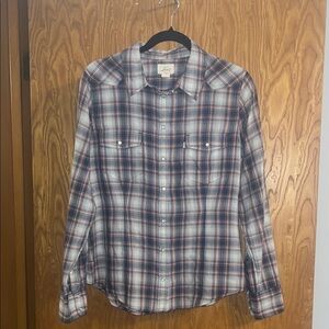 Levi's Woman’s Red and Blue Plaid Button Down Shirt size Large